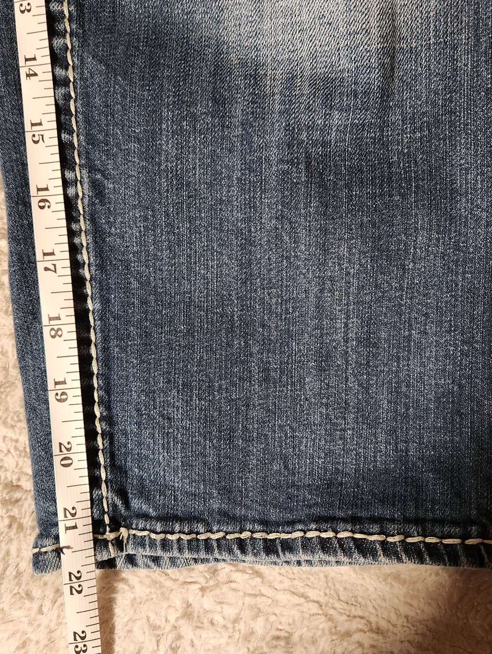 VIGOSS The New York Capri Jeans Womens Size 16  Mid-Rise Embellished Embroidered - Picture 3 of 16